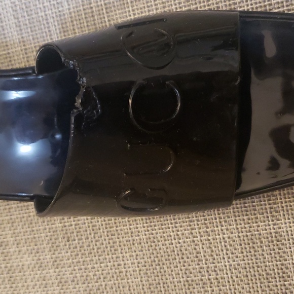 Gucci Women’s Black Rubber Platform Block Heel Slide Sandals 👡 - Picture 8 of 8